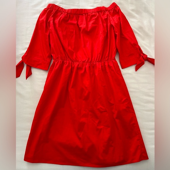 H&M - Off-the-Shoulder Dress - Picture 7 of 7